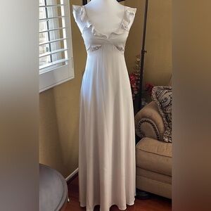 Grey/Ivory Swan Ruffled Dress, SZ S